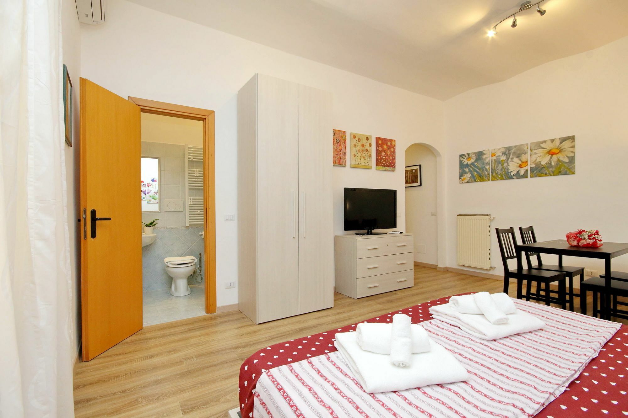 Holiday Rental San Lorenzo District روما المظهر الخارجي الصورة